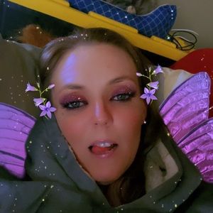 I AM MOVING, Help raise gas funds Take these clothes off my hands ladies please!